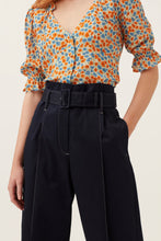 Load image into Gallery viewer, Mini Bloom Floral Puff Sleeve Top