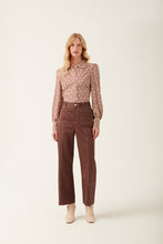 Load image into Gallery viewer, Patch Pocket Trouser Maroon
