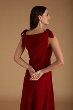 Load image into Gallery viewer, Isobel Dress Red
