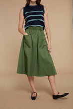 Load image into Gallery viewer, Taylor Elasticated Waist Skirt Forest Green
