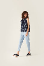 Load image into Gallery viewer, Blaire Top Navy Floral
